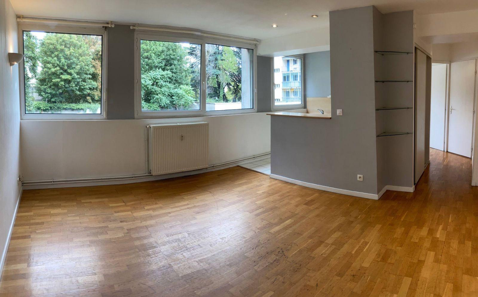 
                                                Location
                                                 Idéal Coloc F3 + Parking, Eaux Claires Libération