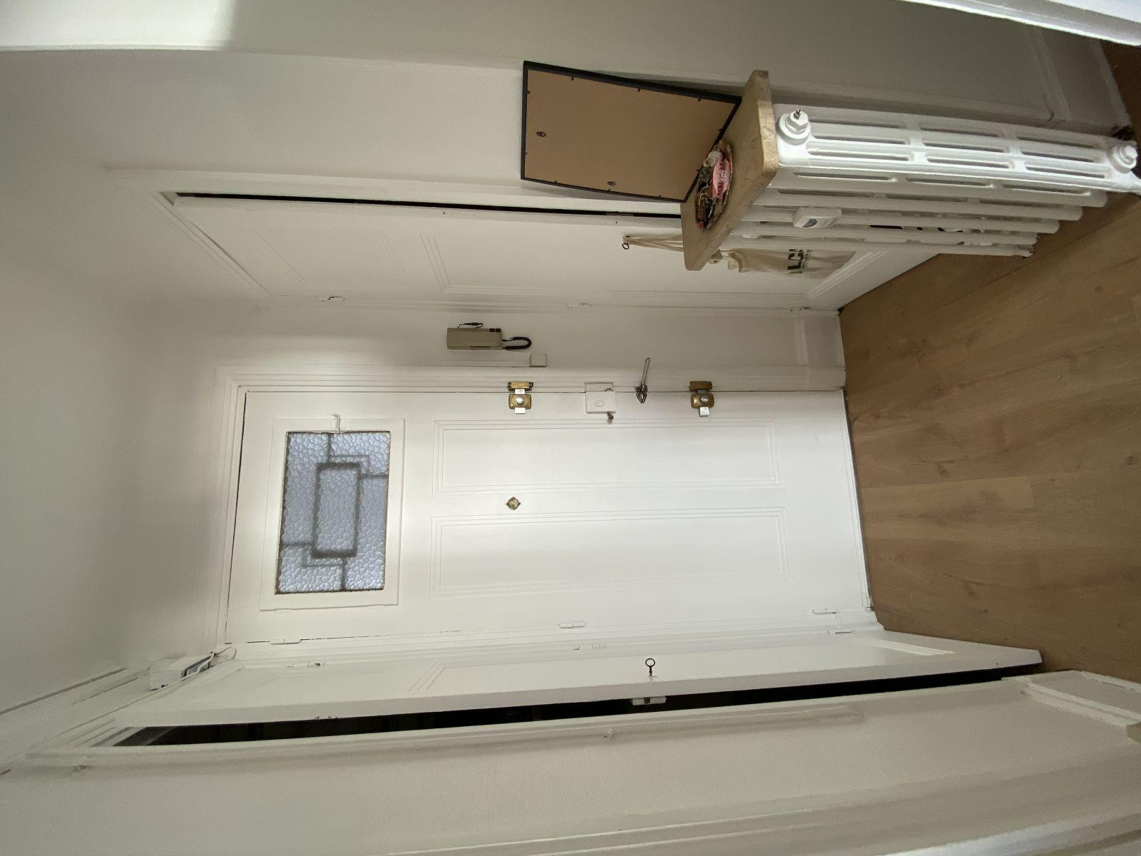 
                                                Location
                                                 Idéal étudiant à proximité de la fac