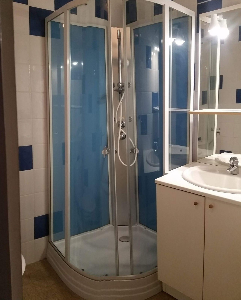 
                                                Location
                                                 IDEAL ETUDIANT, F1  MEUBLÉ ,LUMINEUX, PARK GRATUIT