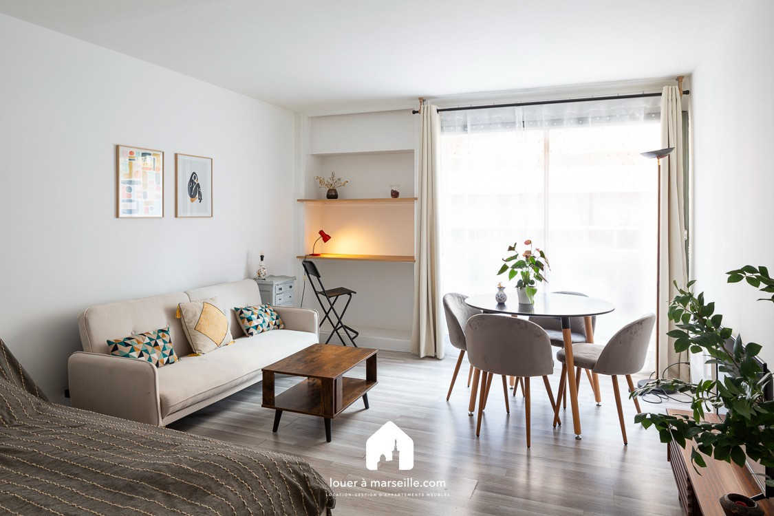 
                                                Location
                                                 Idéal Mermoz