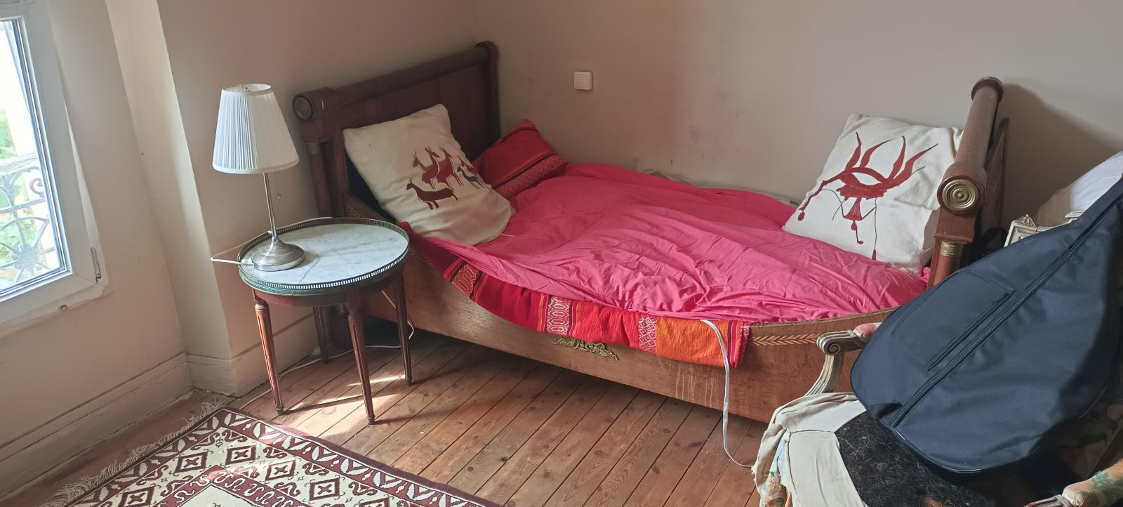 
                                                Colocation
                                                 Ideal pour étudiant