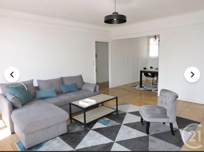 
                                                Colocation
                                                 Idéal pour étudiants une chambre meublée