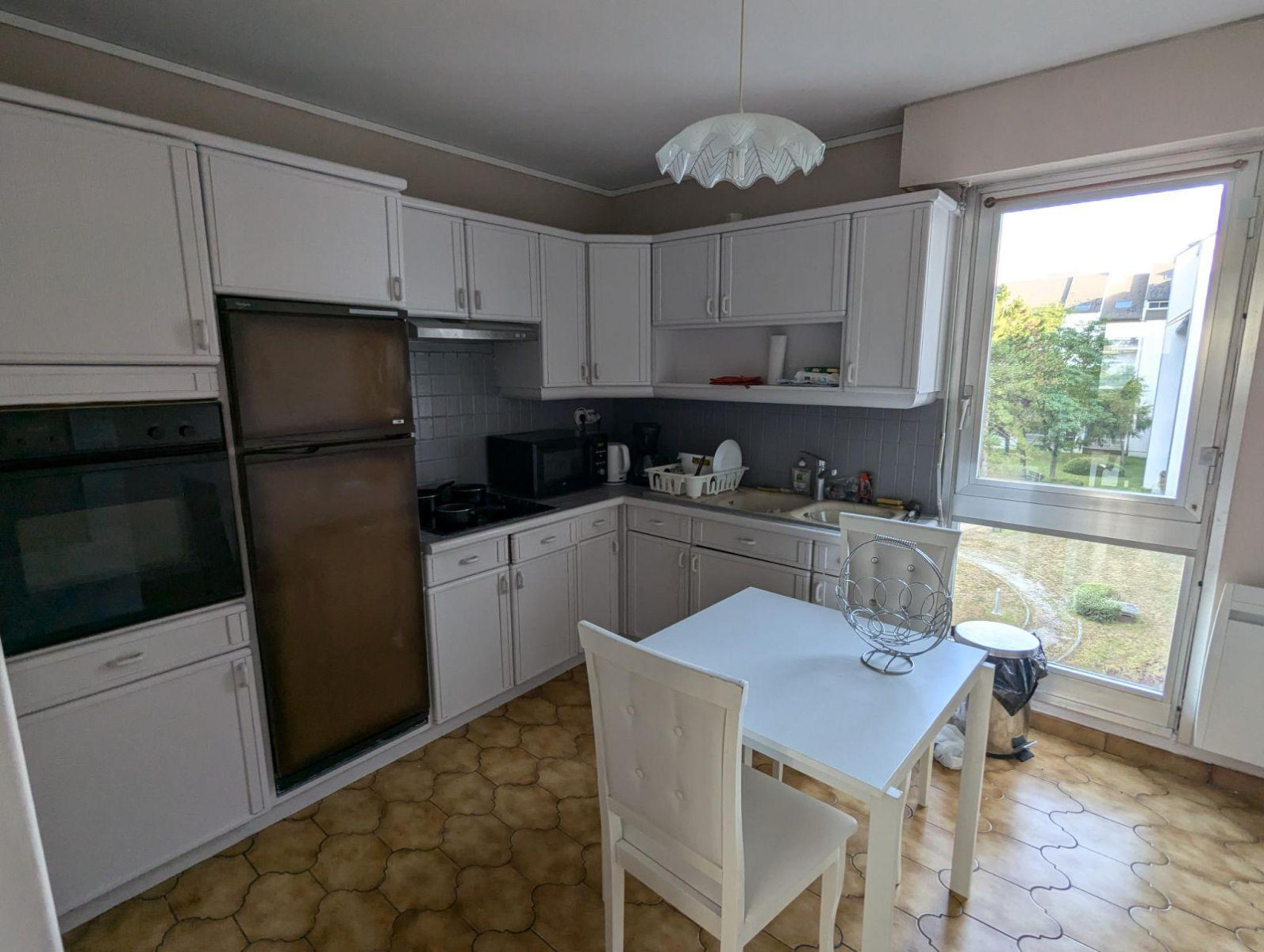 
                                                Colocation
                                                 Idéal pour étudier en toute tranquillité