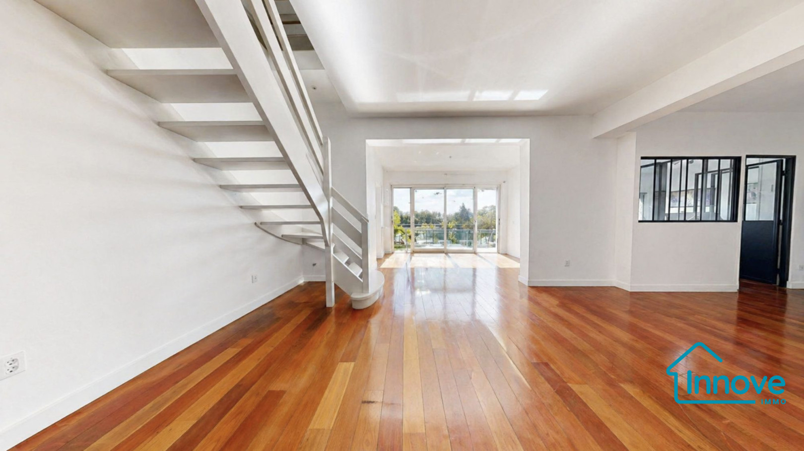 
                                                Vente
                                                 Ile privée Vaux sur Seine