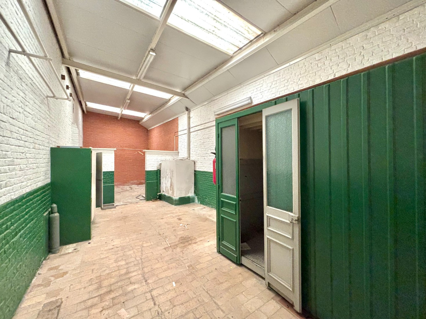 
                                                Vente
                                                 Immeuble 300 m2 - Lille Centre