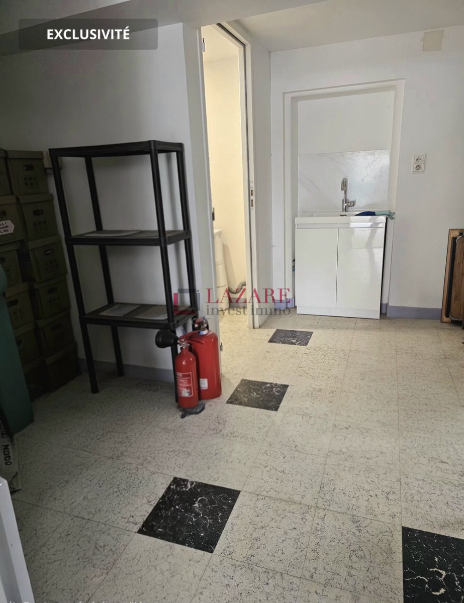 
                                                Vente
                                                 Immeuble avec local commercial coeur de bourg
