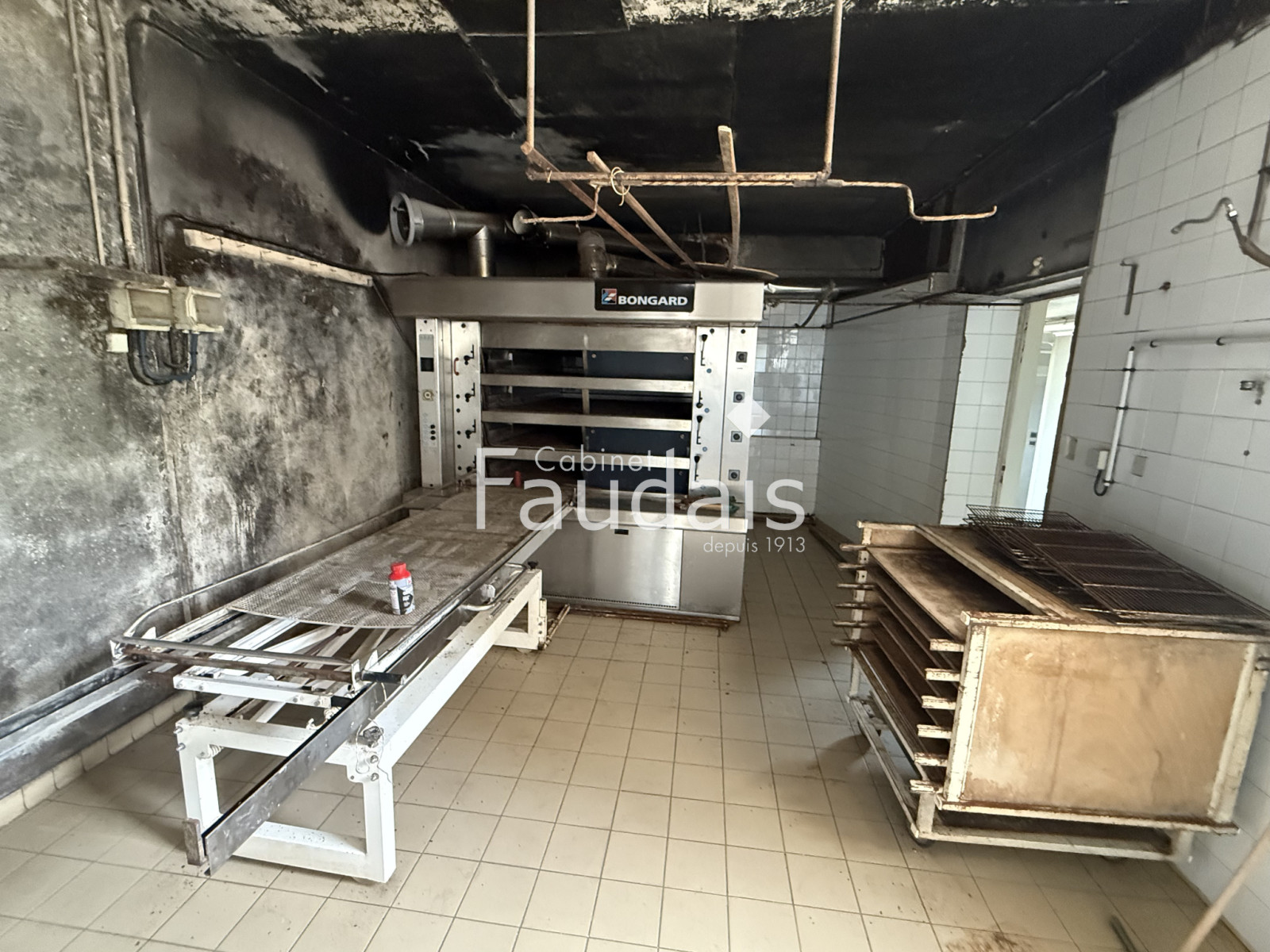 
                                                Vente
                                                 immeuble bourg RONCEY