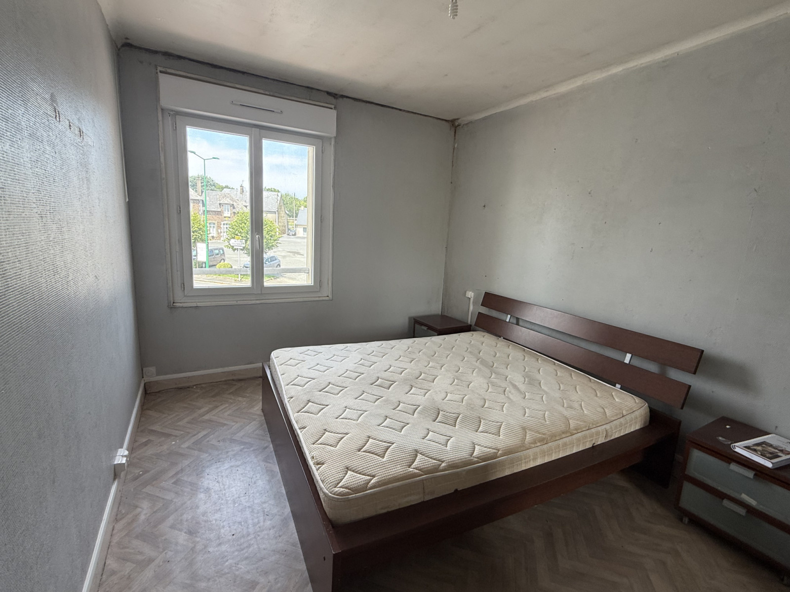 
                                                Vente
                                                 immeuble bourg RONCEY