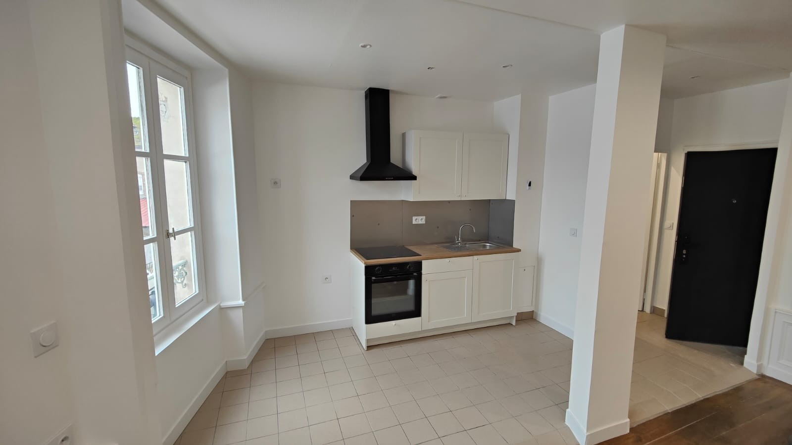 
                                                Vente
                                                 Immeuble - Brienon sur Armançon