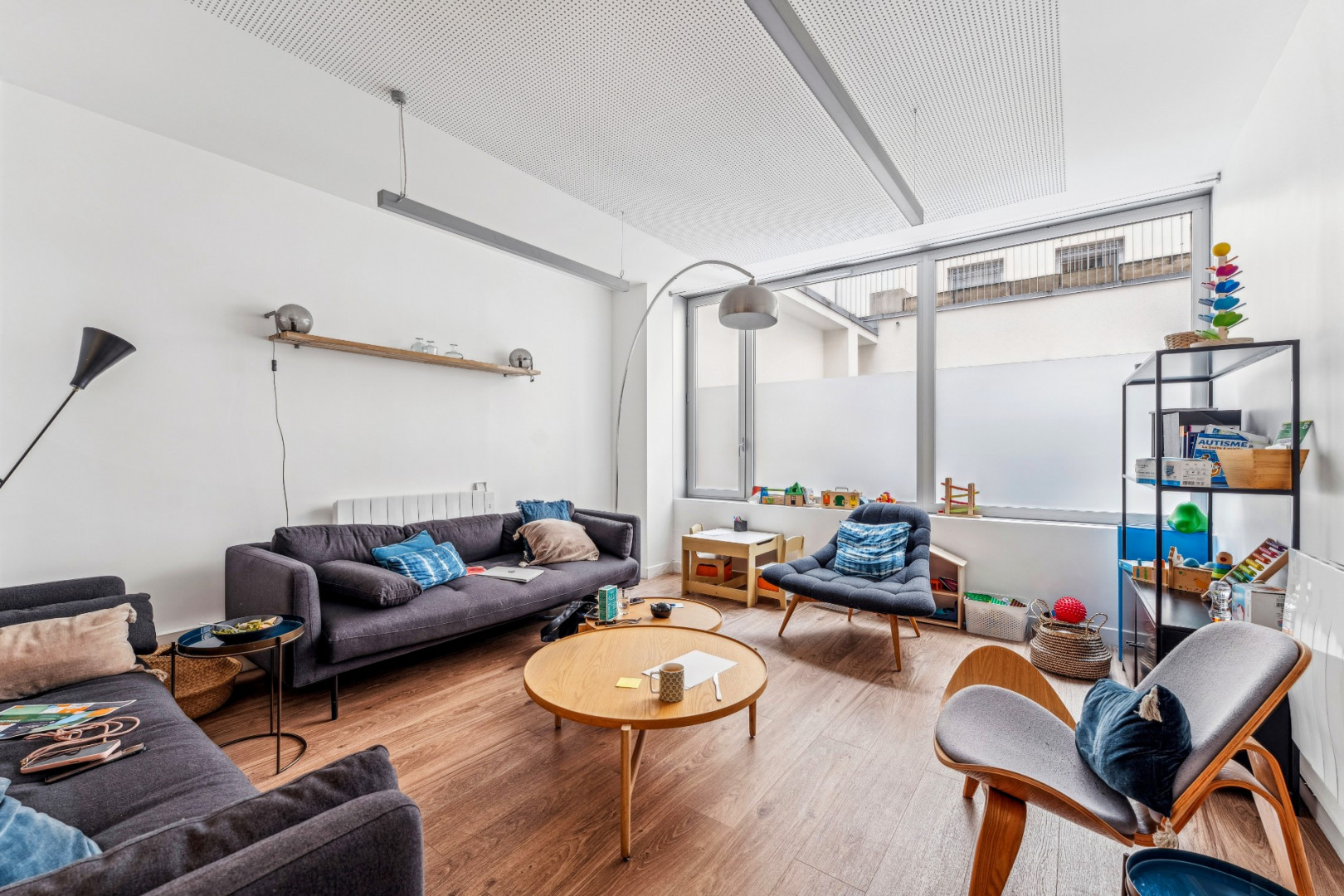 
                                                Vente
                                                 Immeuble Bureaux Paris 19