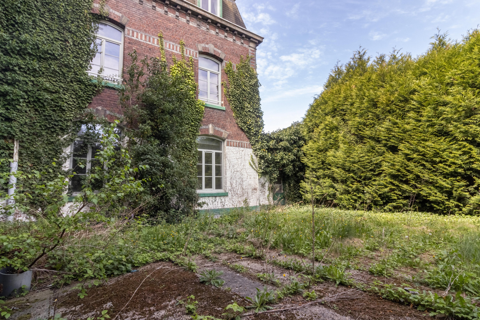 
                                                Vente
                                                 Immeuble de 3 appartements - 150 m² - Tourcoing (59)