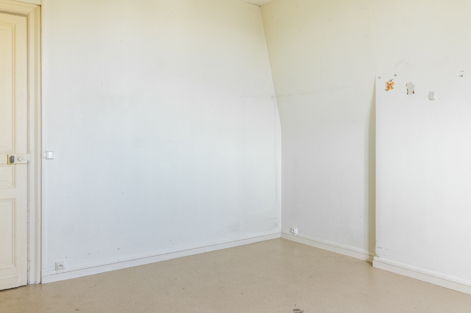 
                                                Vente
                                                 Immeuble de 3 appartements - 150 m² - Tourcoing (59)