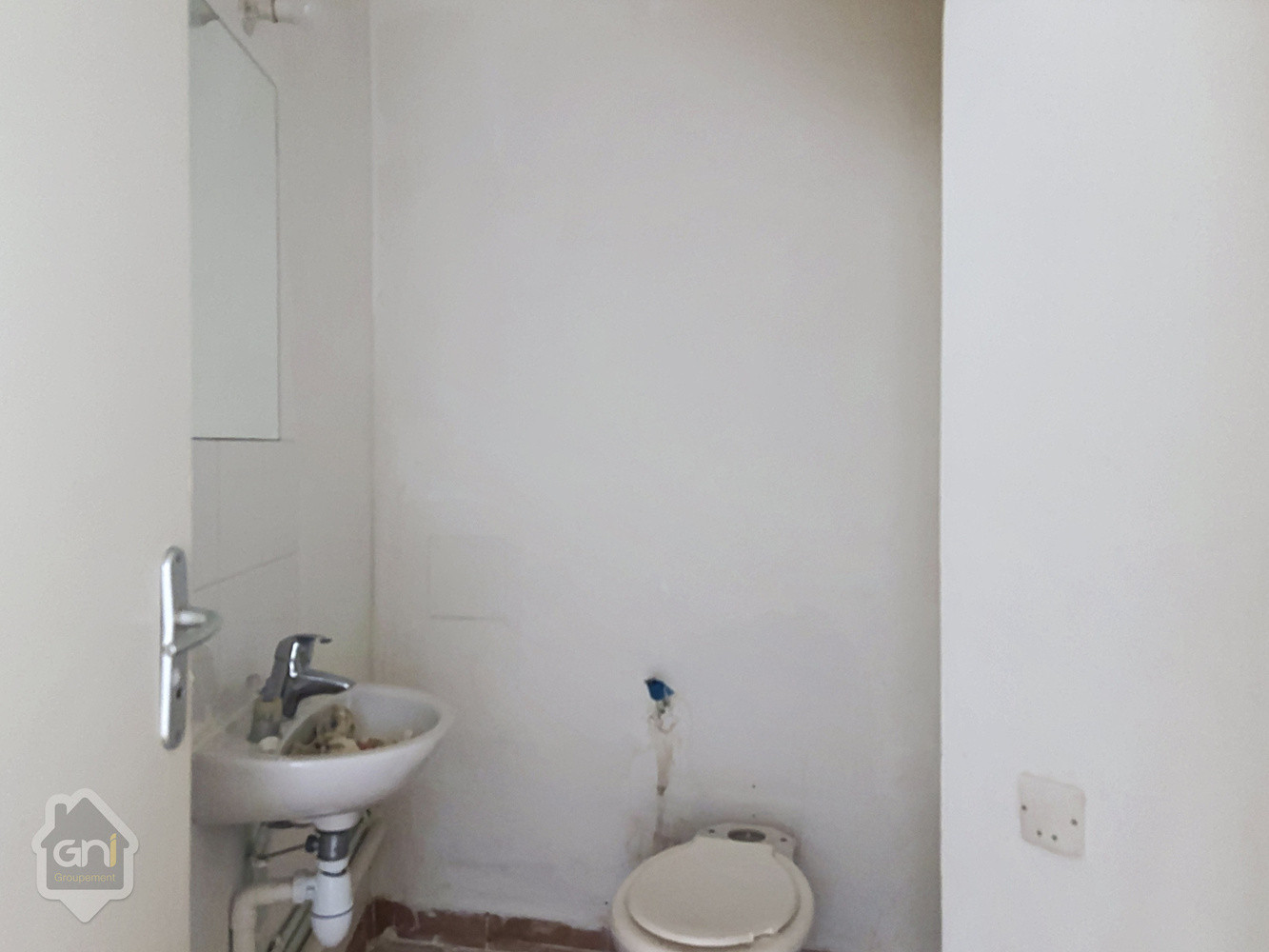 
                                                Vente
                                                 Immeuble de 4 lots à rafraichir
