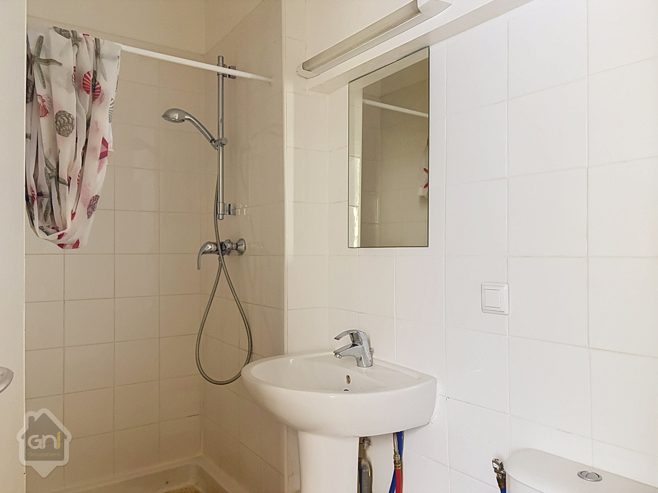 
                                                Vente
                                                 Immeuble de 4 lots à rafraichir