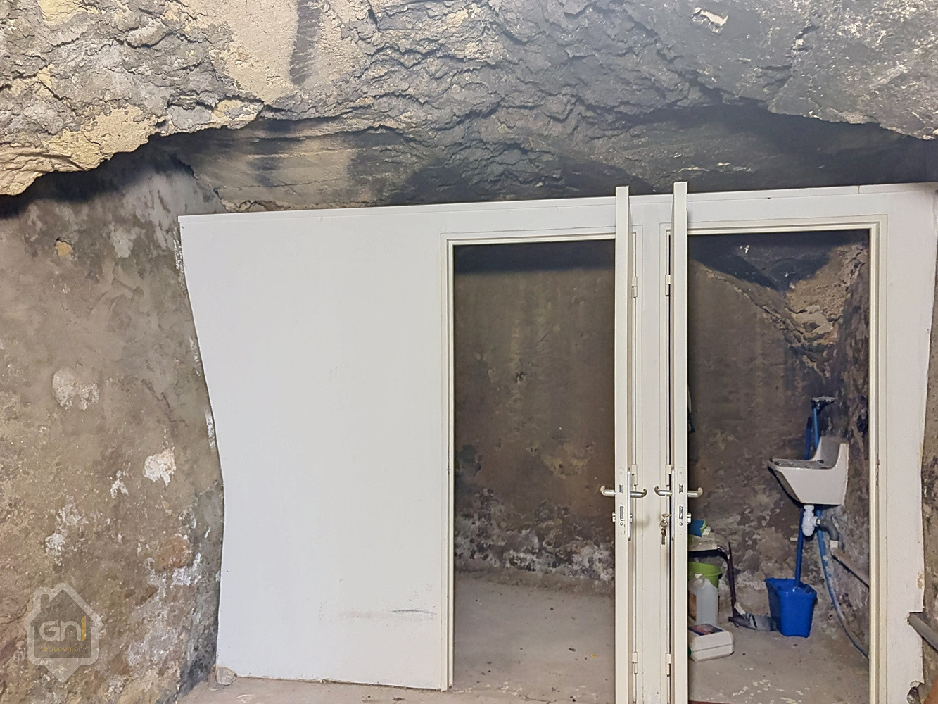 
                                                Vente
                                                 Immeuble de 4 lots à rafraichir
