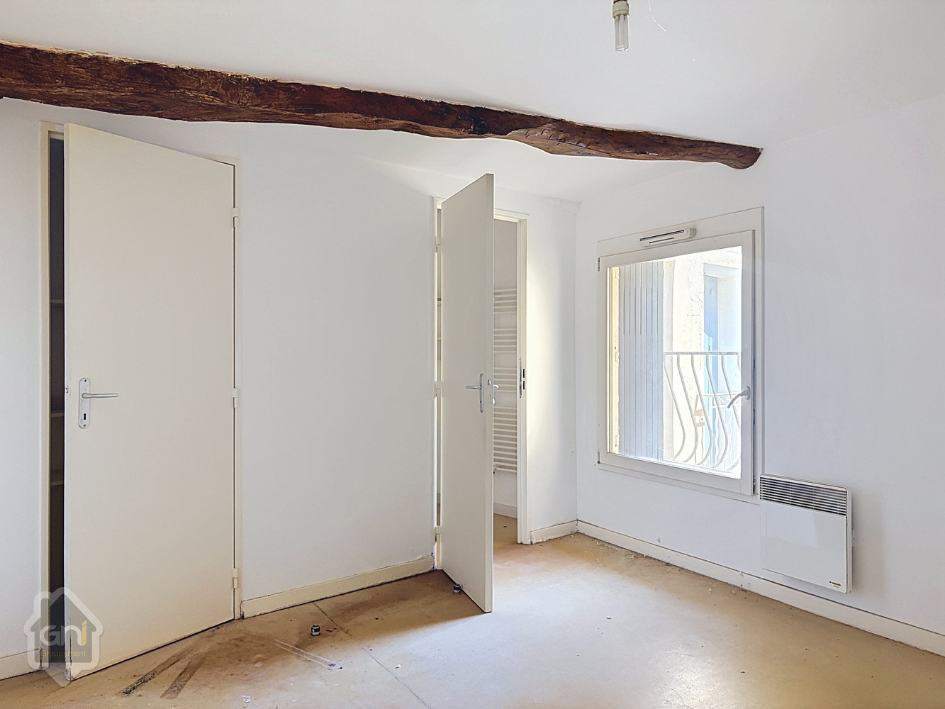 
                                                Vente
                                                 Immeuble de 4 lots à rafraichir