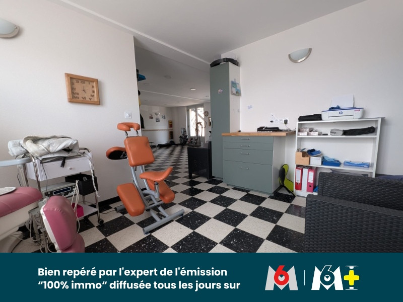 
                                                Vente
                                                 IMMEUBLE de 5 lots ( 500m2)