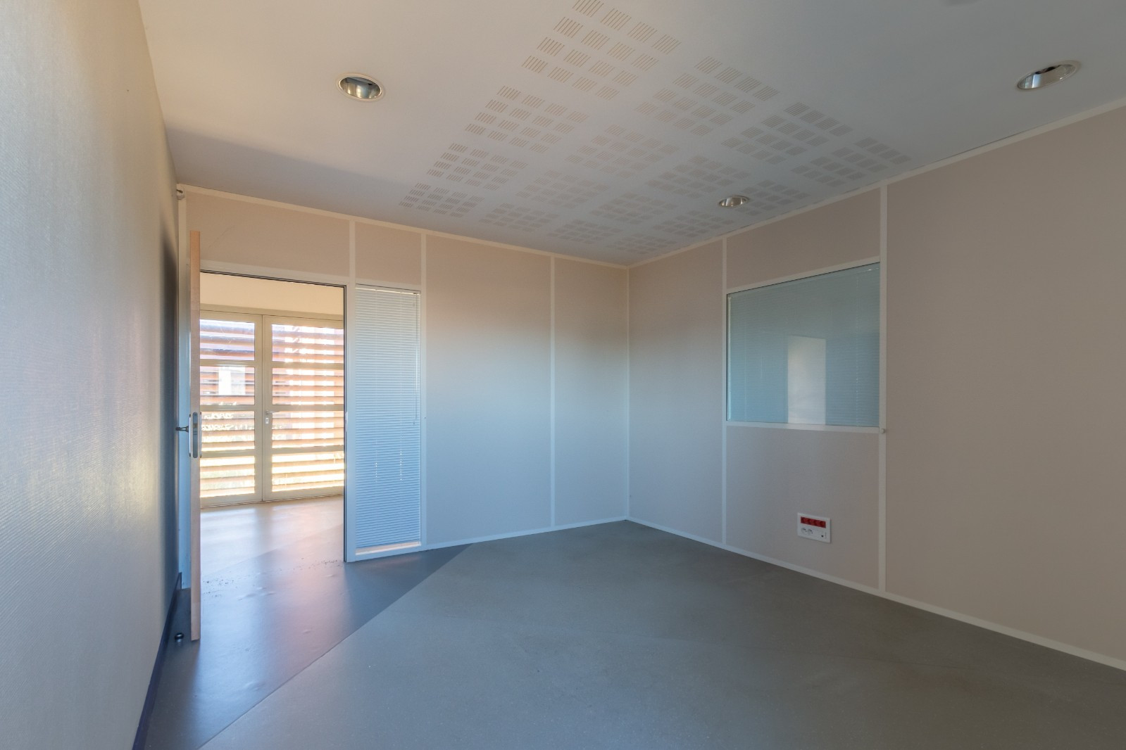 
                                                Vente
                                                 Immeuble de bureaux 850 m²à Châtellerault (86)