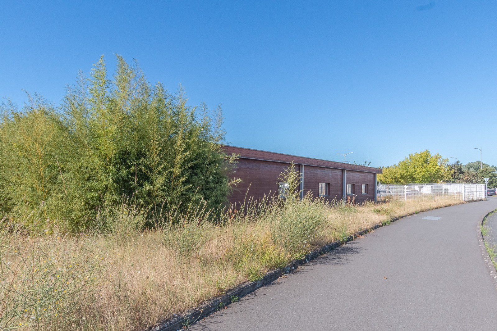 
                                                Vente
                                                 Immeuble de bureaux 850 m²à Châtellerault (86)