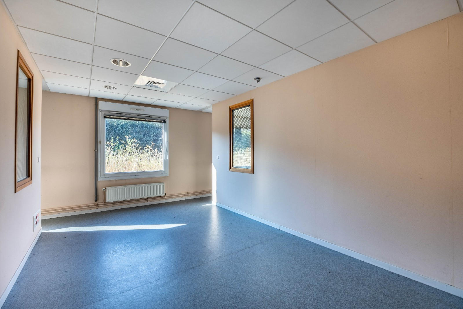 
                                                Vente
                                                 Immeuble de Bureaux de 516 m² à Somain (59)