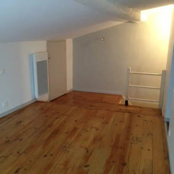 
                                                Location
                                                 Immeuble de caractère au coeur de Clermont-Ferrand