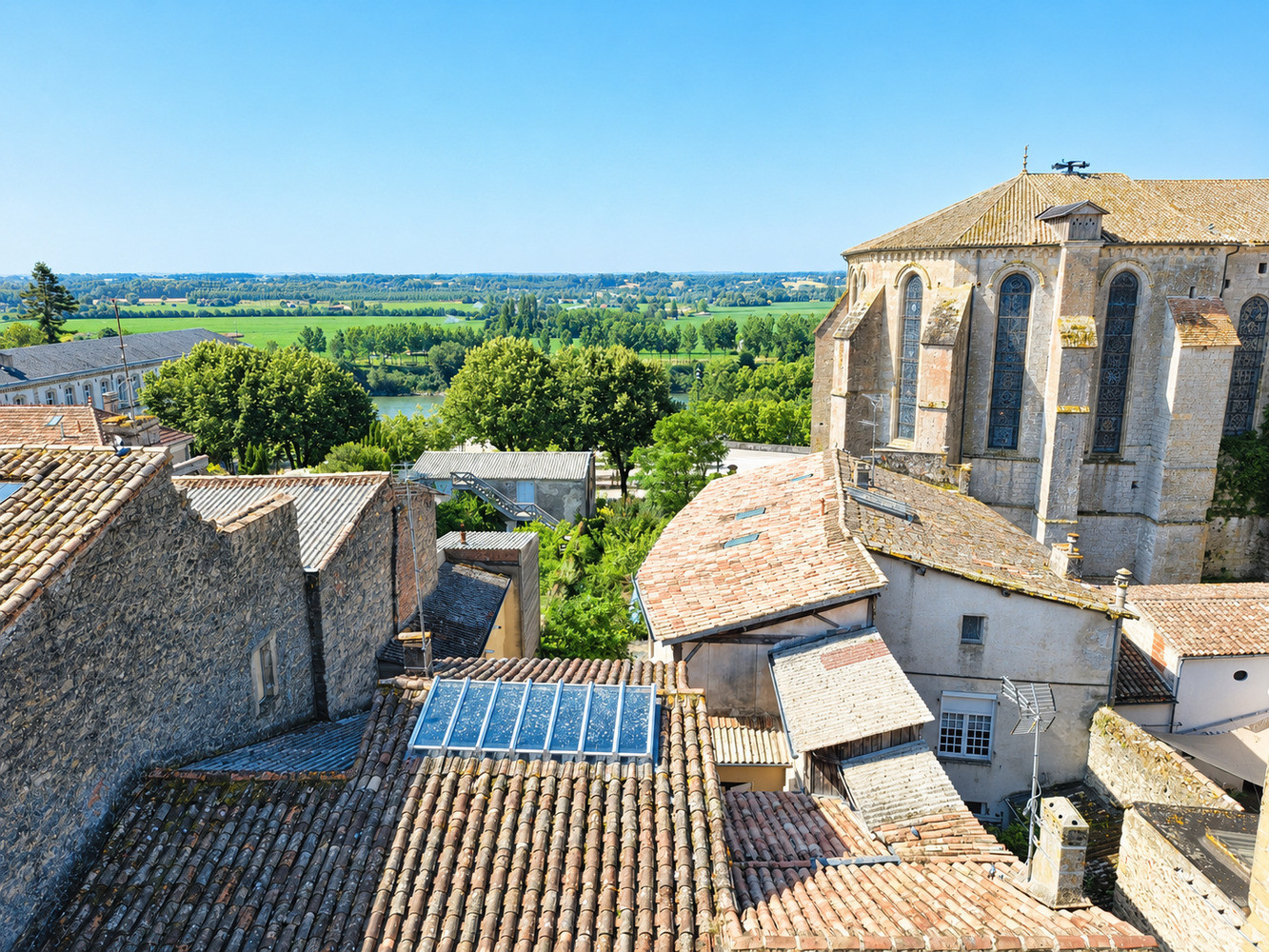 
                                                Vente
                                                 Immeuble de charme à La Réole
