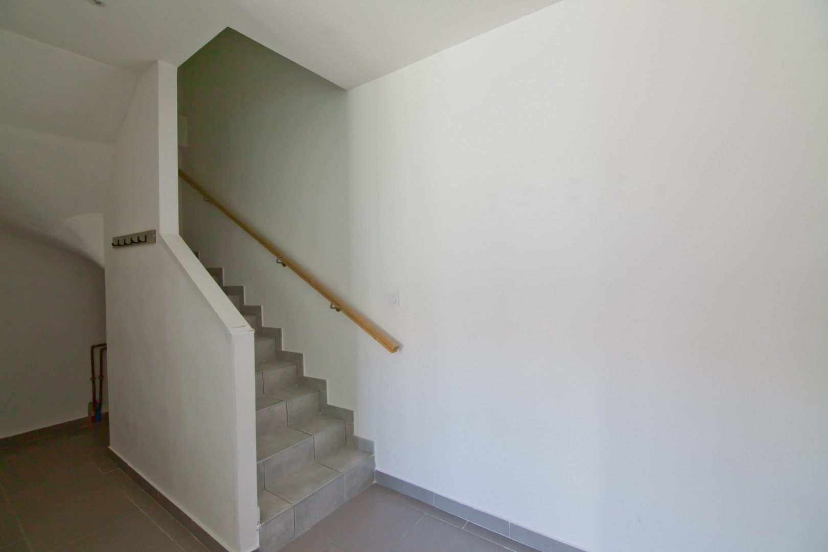 
                                                Vente
                                                 Immeuble de rapport  15 appartements  Romilly (10)