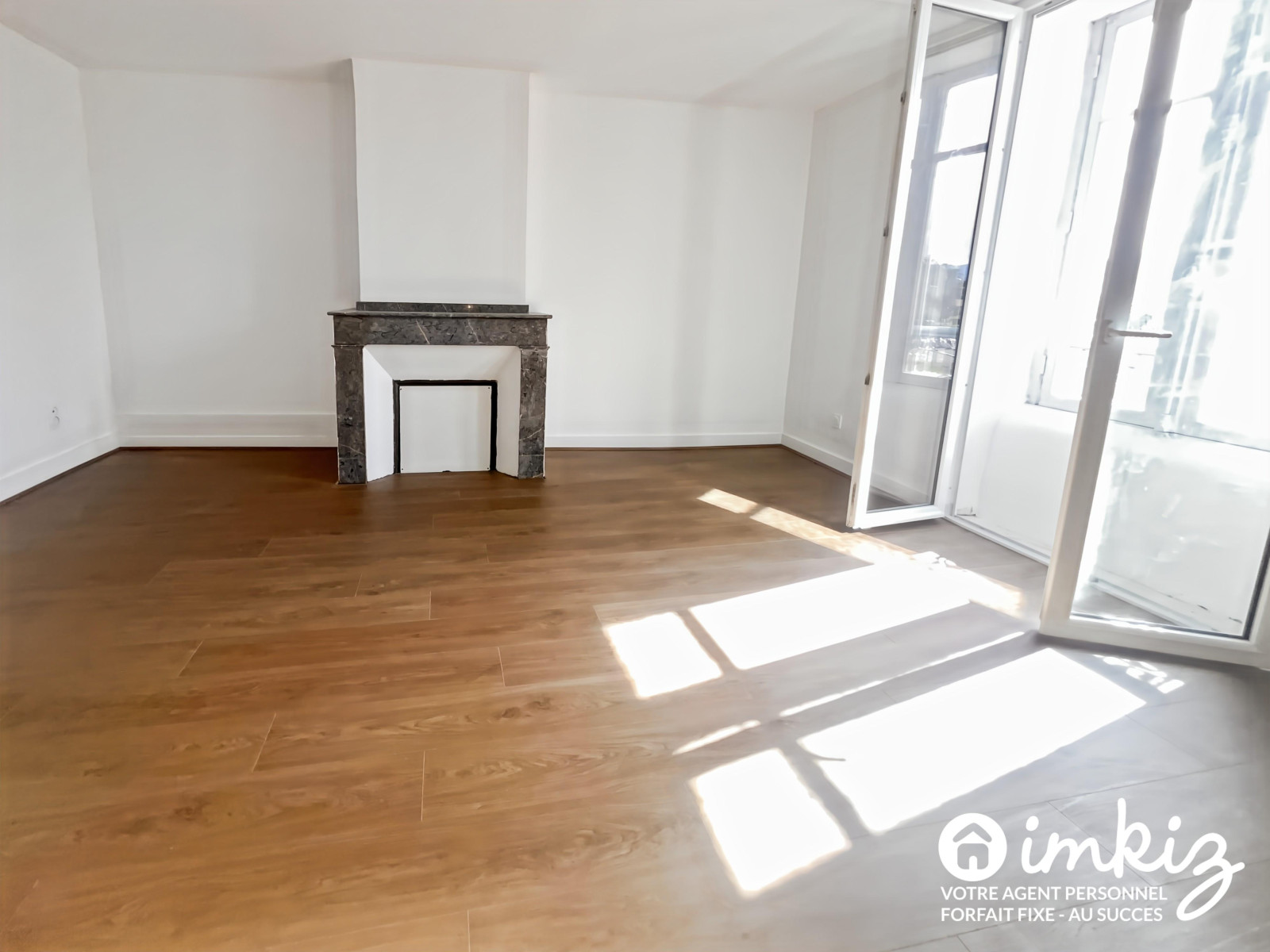 
                                                Vente
                                                 immeuble de rapport 8%