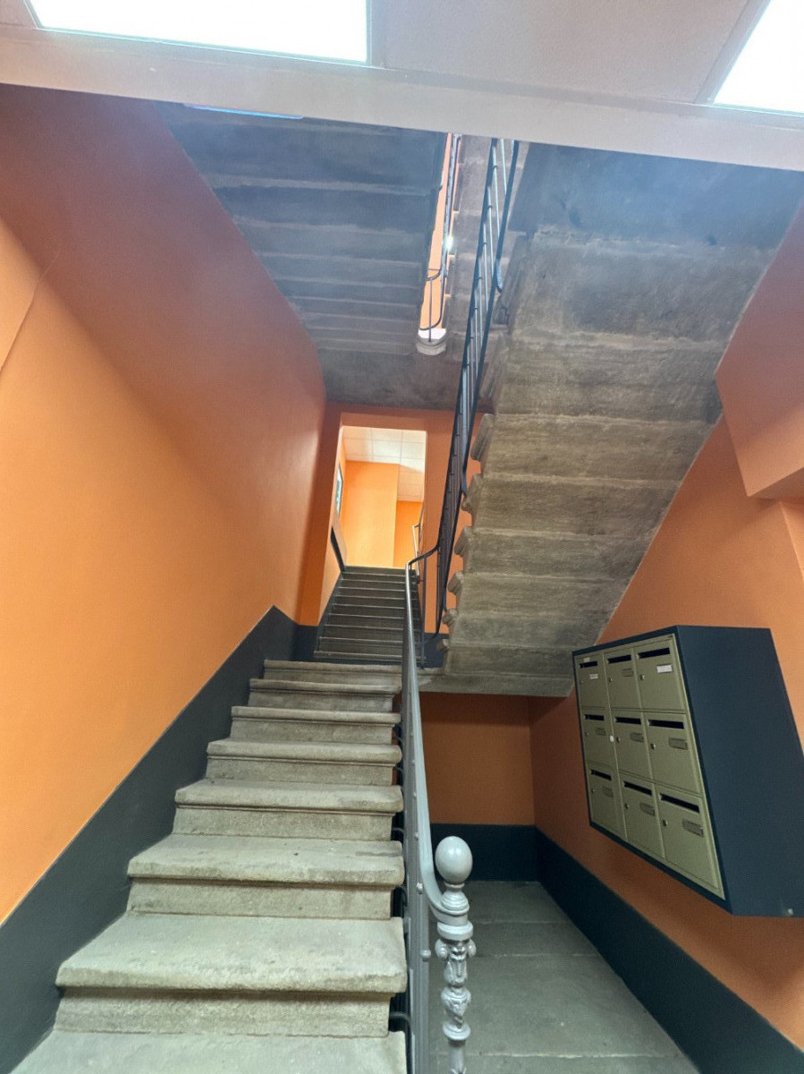 
                                                Vente
                                                 IMMEUBLE DE RAPPORT 8 APPARTEMENTS EN PLATEAU