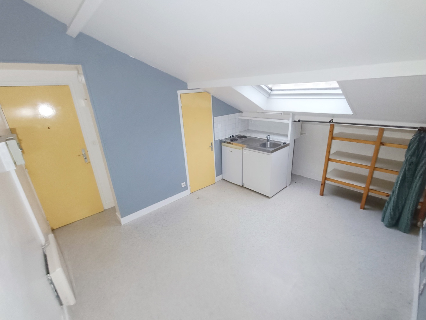 
                                                Vente
                                                 Immeuble de rapport avec 8 lots 155m2