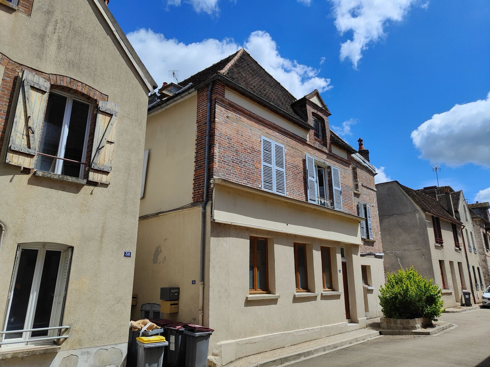
                                                Vente
                                                 Immeuble de rapport rénové