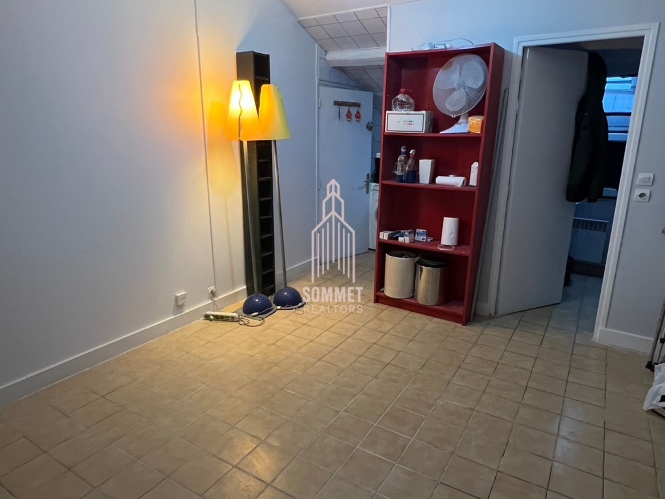 
                                                Vente
                                                 IMMEUBLE DE RAPPORT - STAINS -