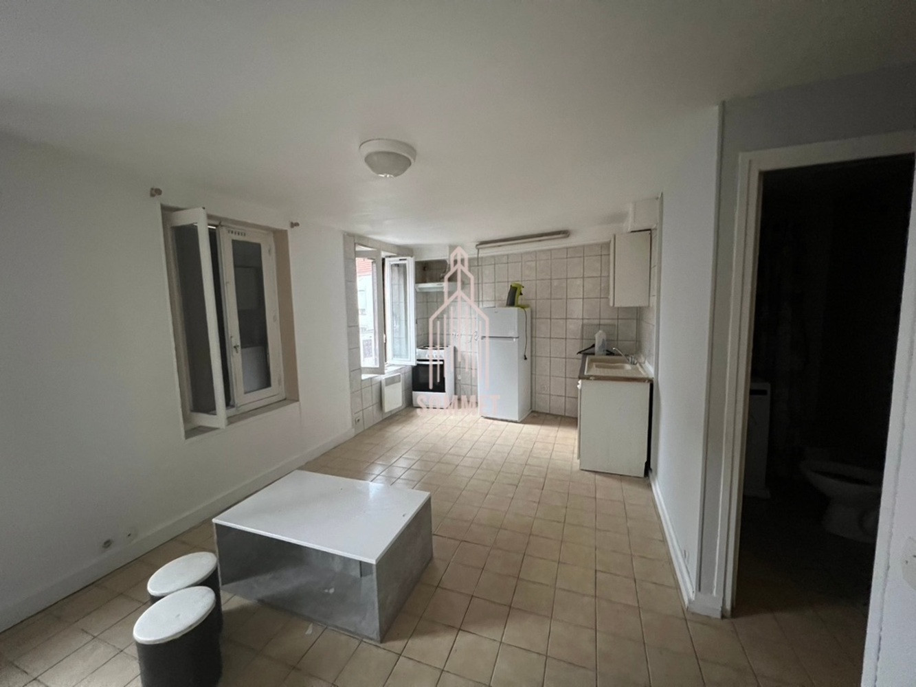 
                                                Vente
                                                 IMMEUBLE DE RAPPORT - STAINS -
