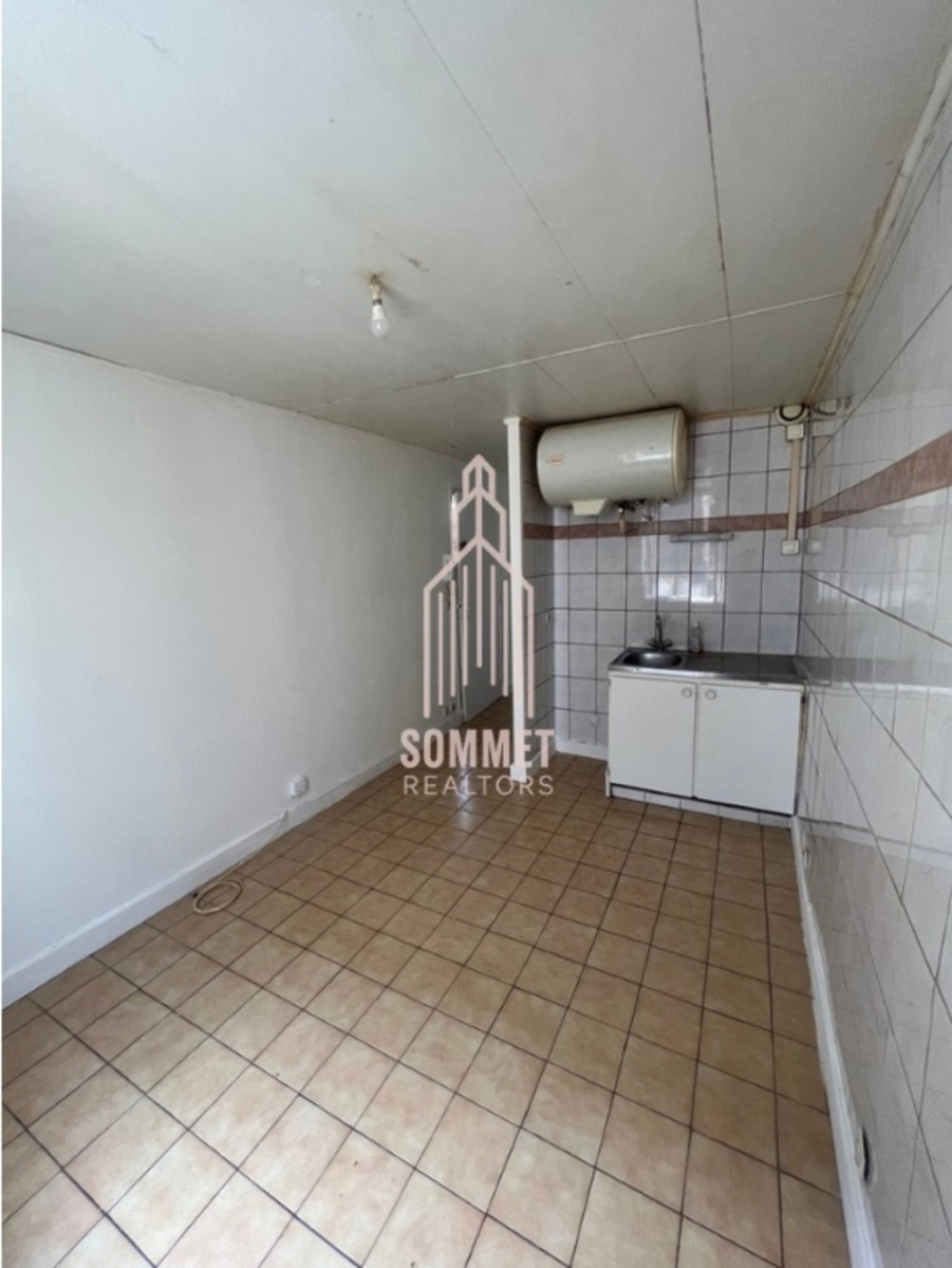 
                                                Vente
                                                 IMMEUBLE DE RAPPORT - STAINS -