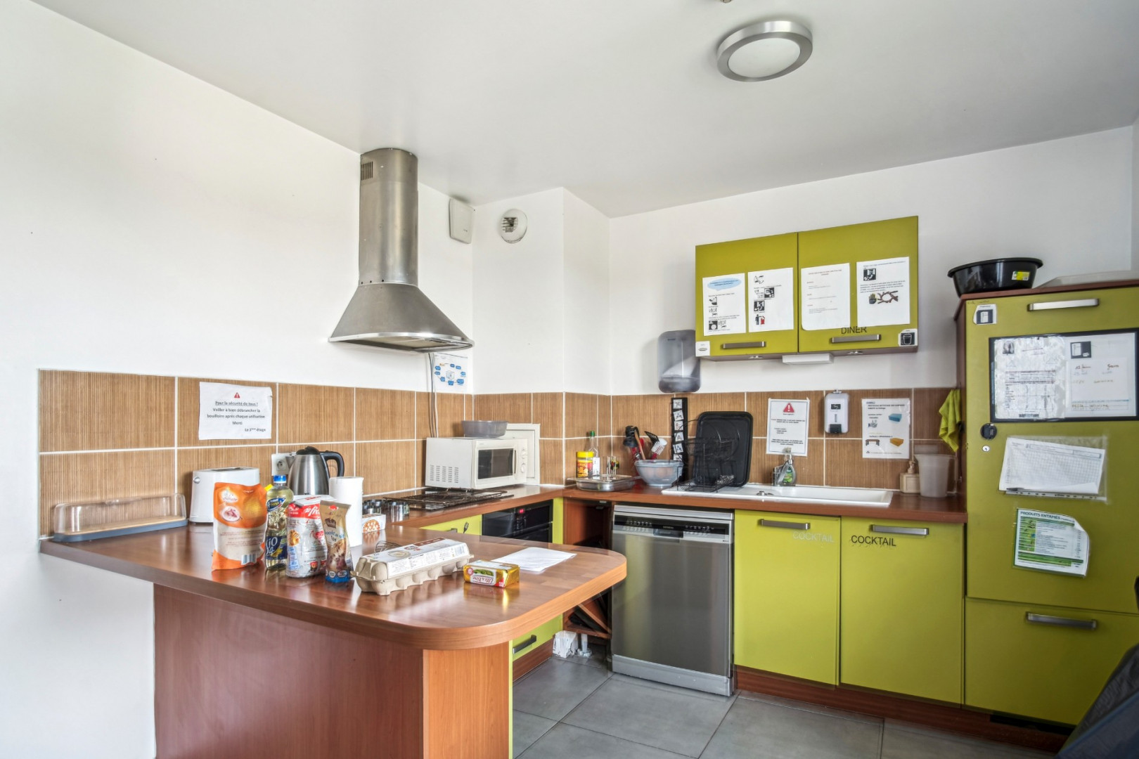 
                                                Vente
                                                 Immeuble d'habitation – Chellles