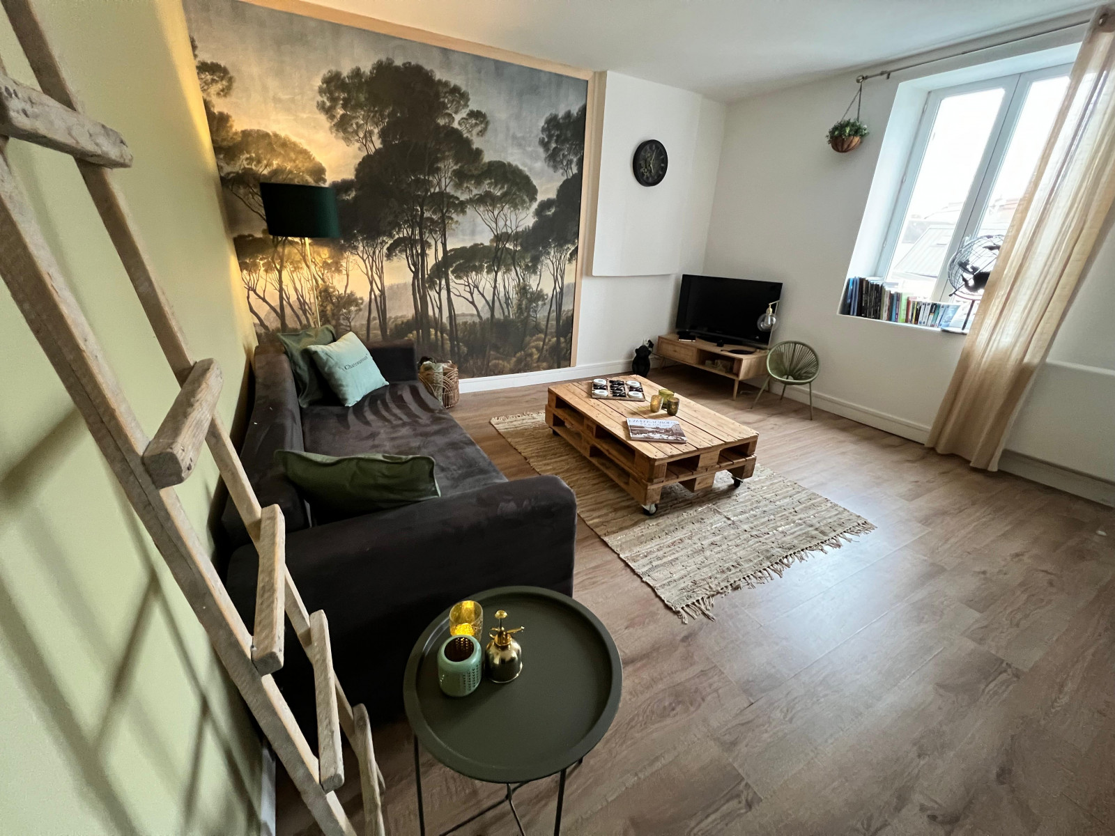 
                                                Vente
                                                 IMMEUBLE D'INVESTISSEMENT CHATEAUROUX