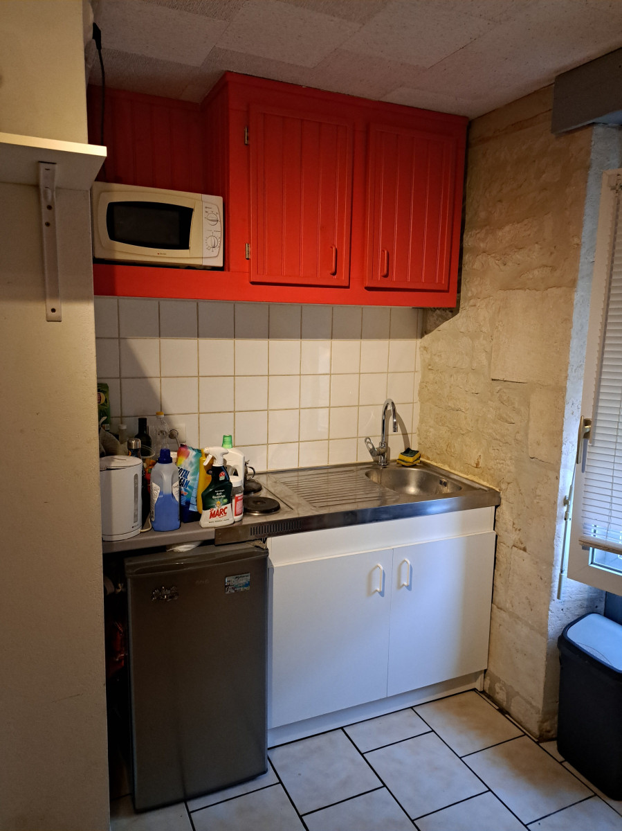 
                                                Vente
                                                 IMMEUBLE D'INVESTISSEMENT NIORT