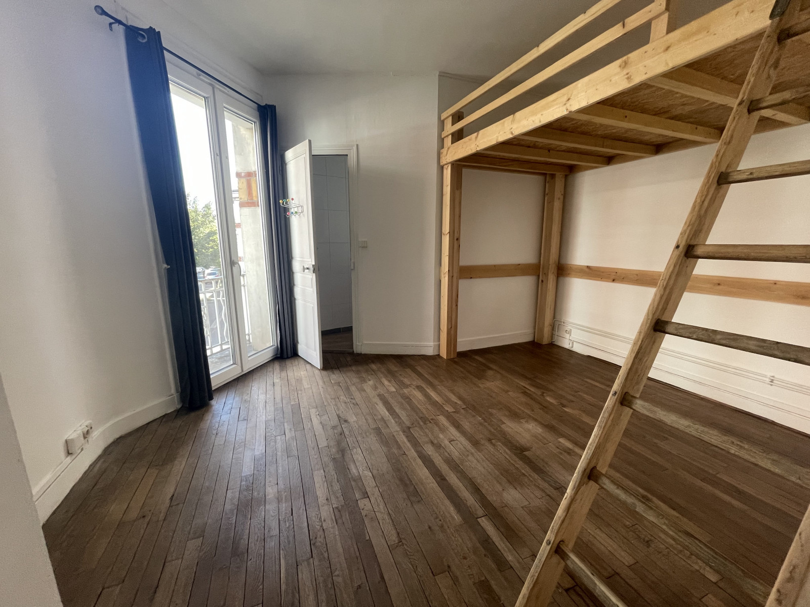 
                                                Vente
                                                 IMMEUBLE D'INVESTISSEMENT TOURS