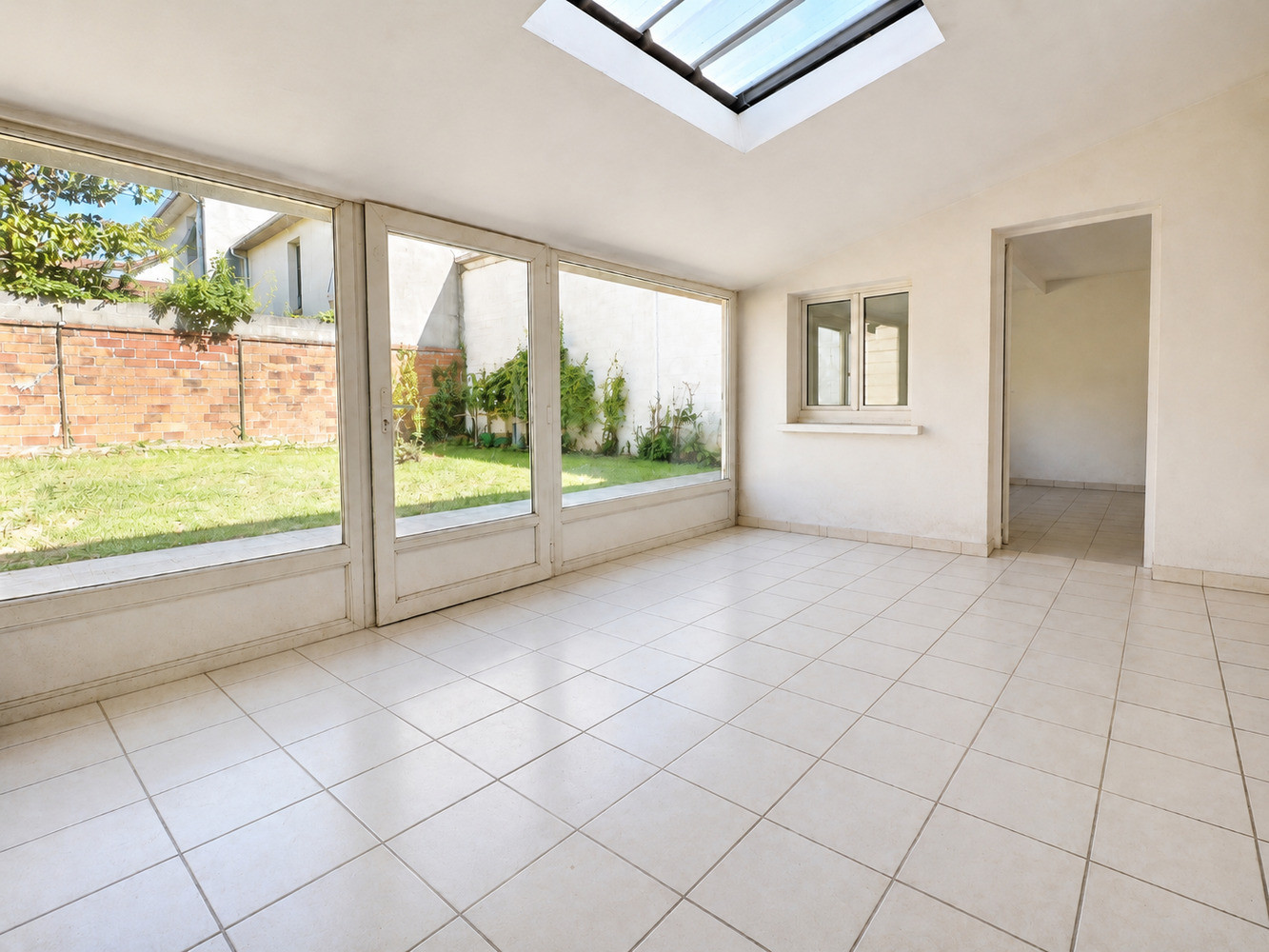 
                                                Vente
                                                 IMMEUBLE EN COPROPRIÉTÉ - 3 LOTS D’HABITATION