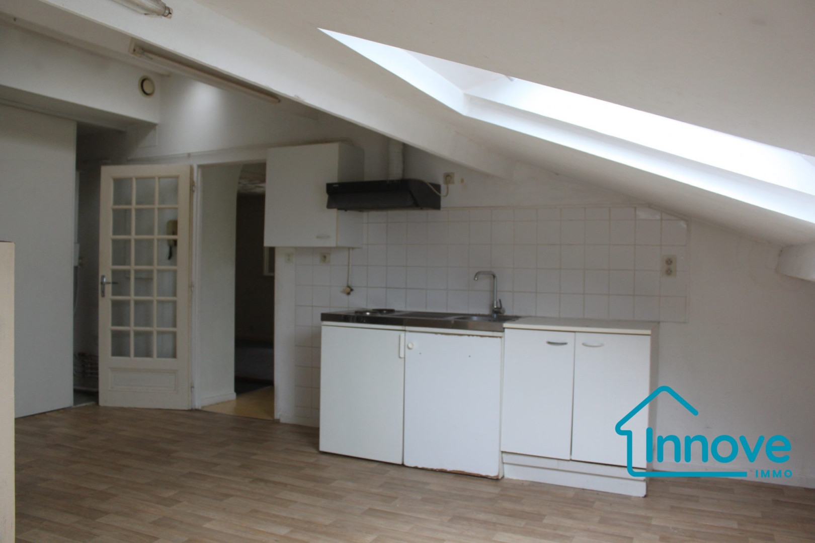
                                                Vente
                                                 Immeuble et parking au coeur de Grenade