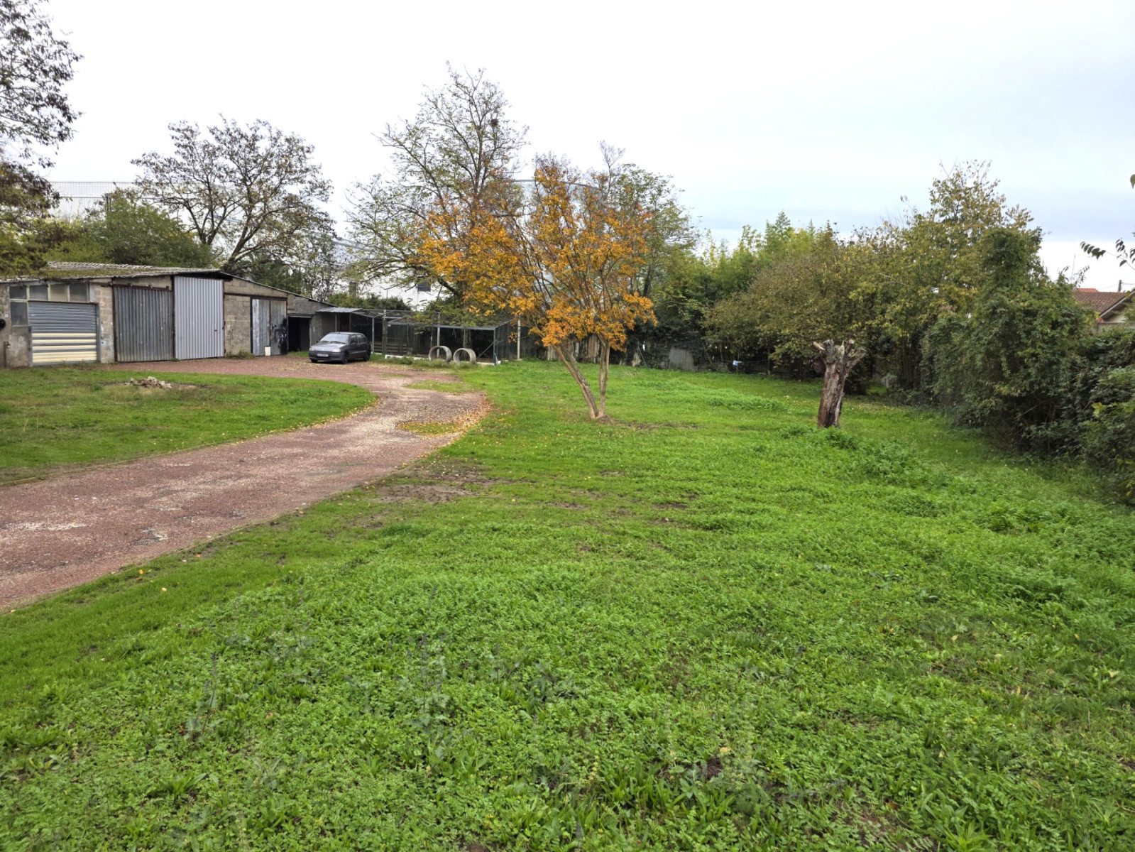 
                                                Vente
                                                 Immeuble / Maison divisible à Libourne 264 m²