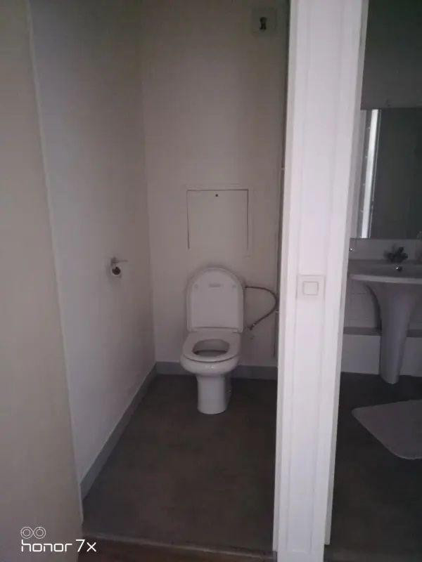 
                                                Location
                                                 Immeuble moderne, appartement avec balcon