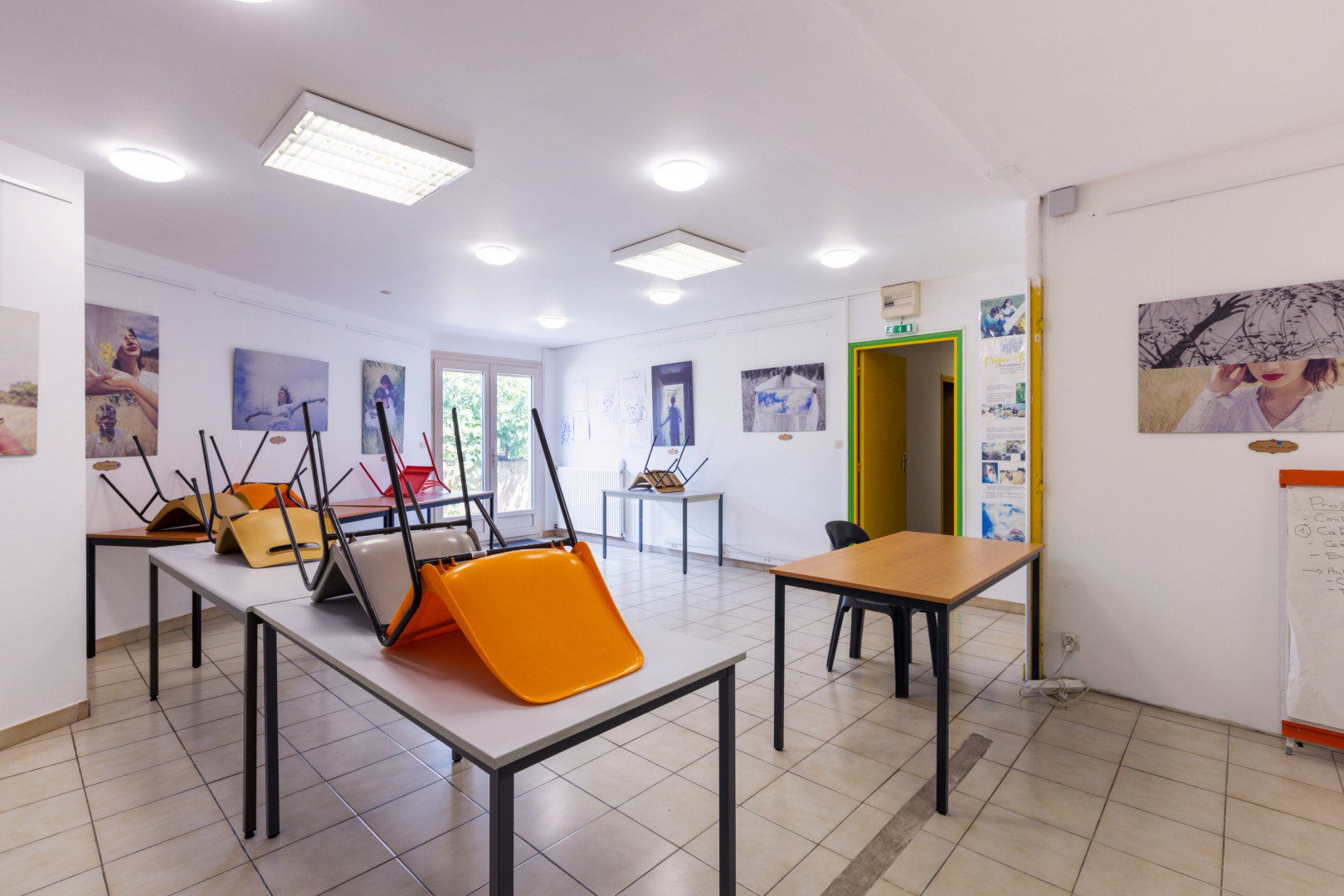 
                                                Vente
                                                 Immeubles de bureaux - 858 m² - LIMOUX (11)