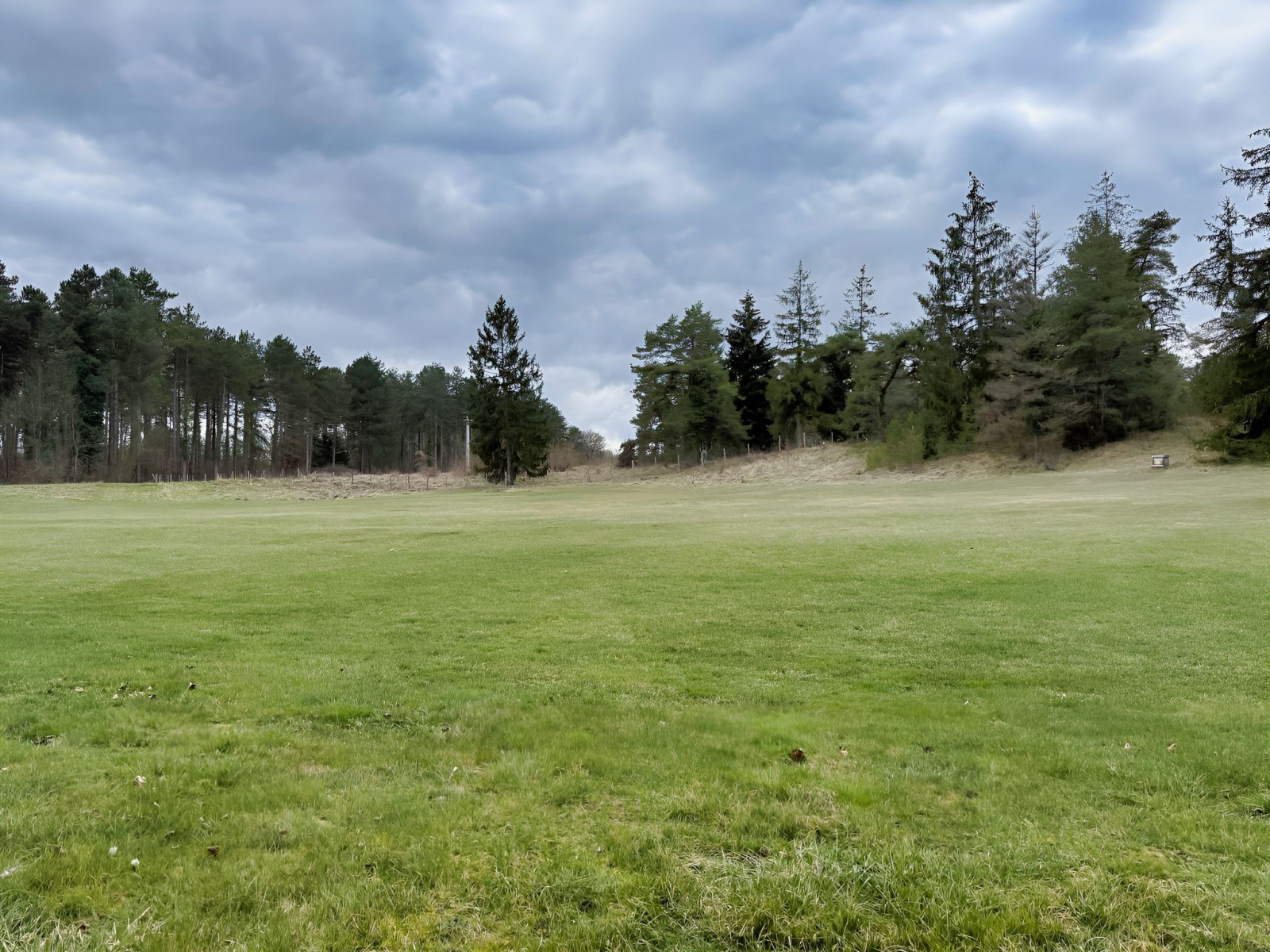 
                                                Vente
                                                 INDRE ET LOIRE DOMAINE D'EXCEPTION 46 HA