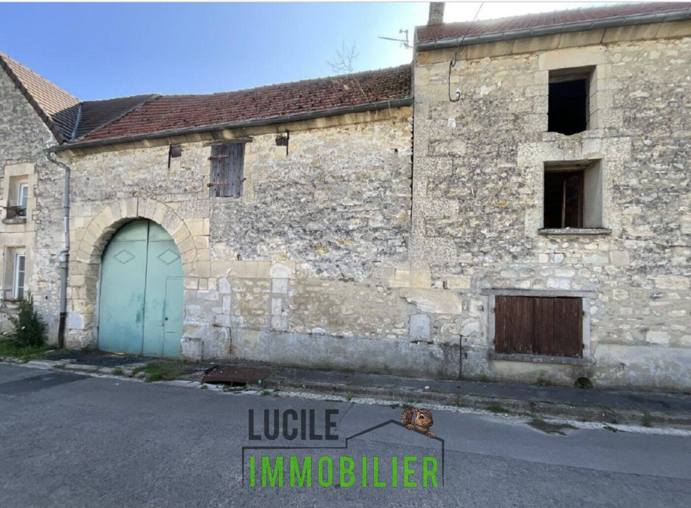 
                                                Vente
                                                 Investir dans la pierre vous tente?