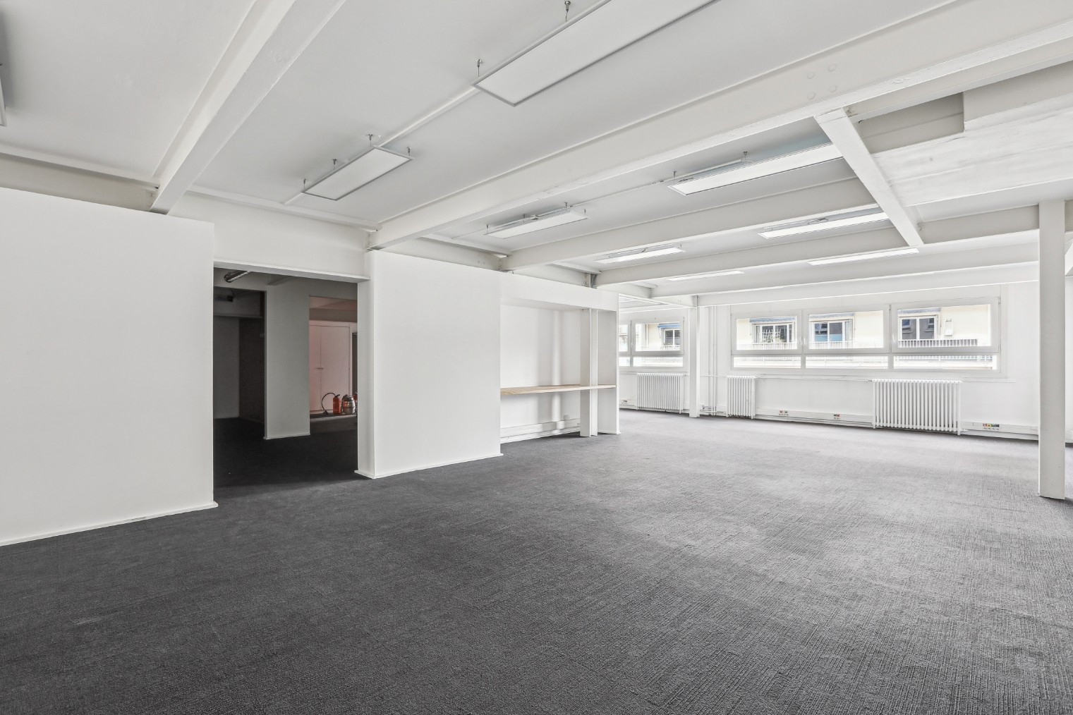 
                                                Vente
                                                 Investissement Bureau Paris 14 - Plantes