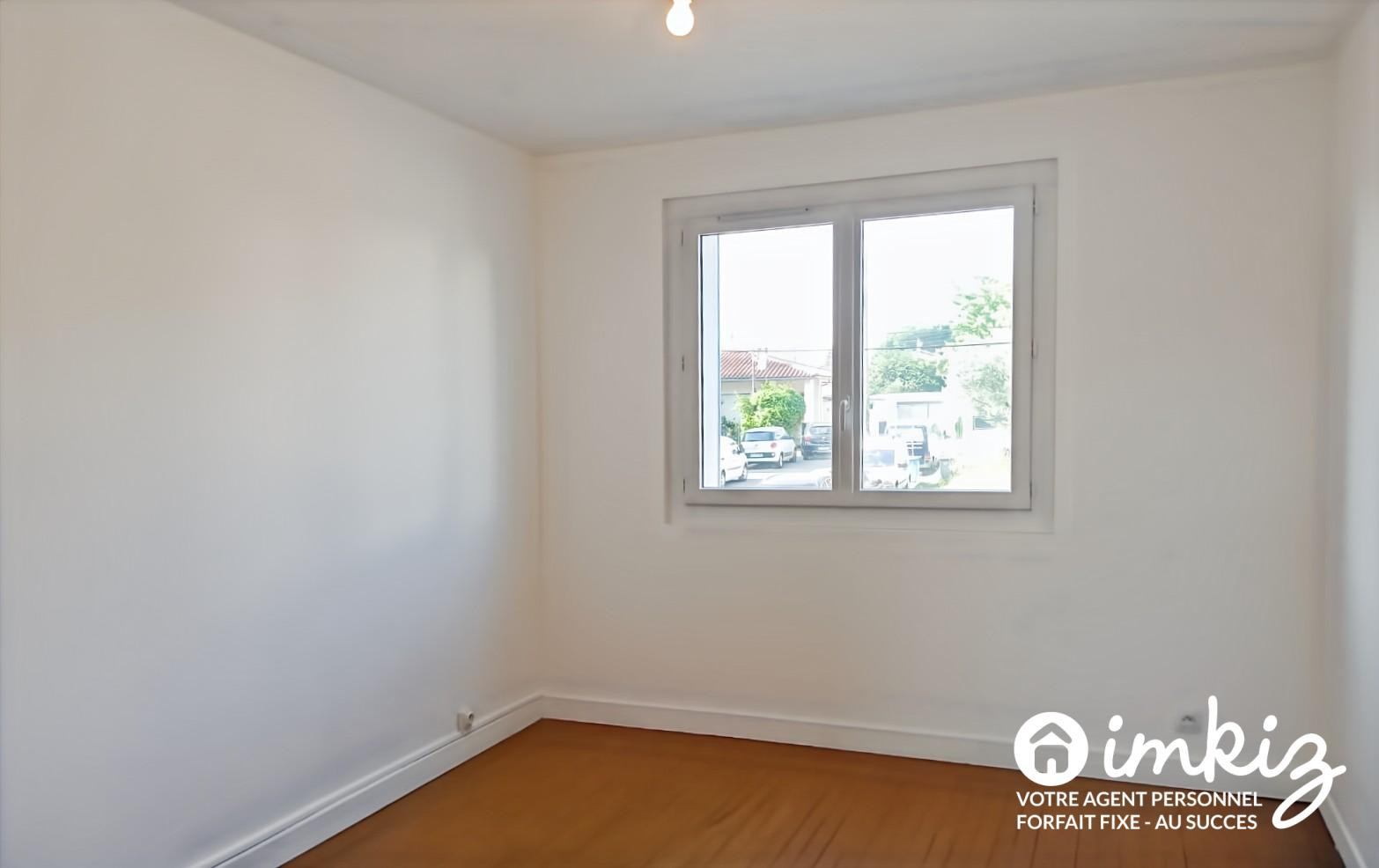 
                                                Vente
                                                 investissement colocation T4 avec balcons  9%