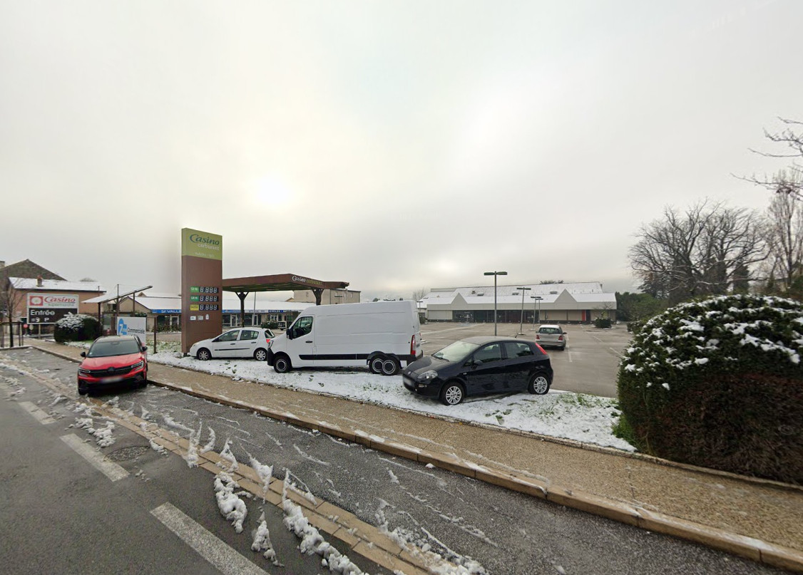 
                                                Vente
                                                 Investissement Commerce - Saint Vallier