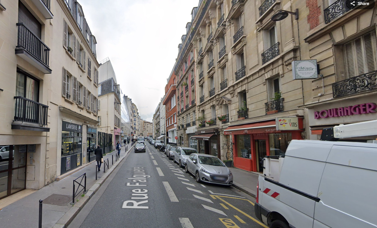 
                                                Vente
                                                 Investissement - Local - Paris 15ème