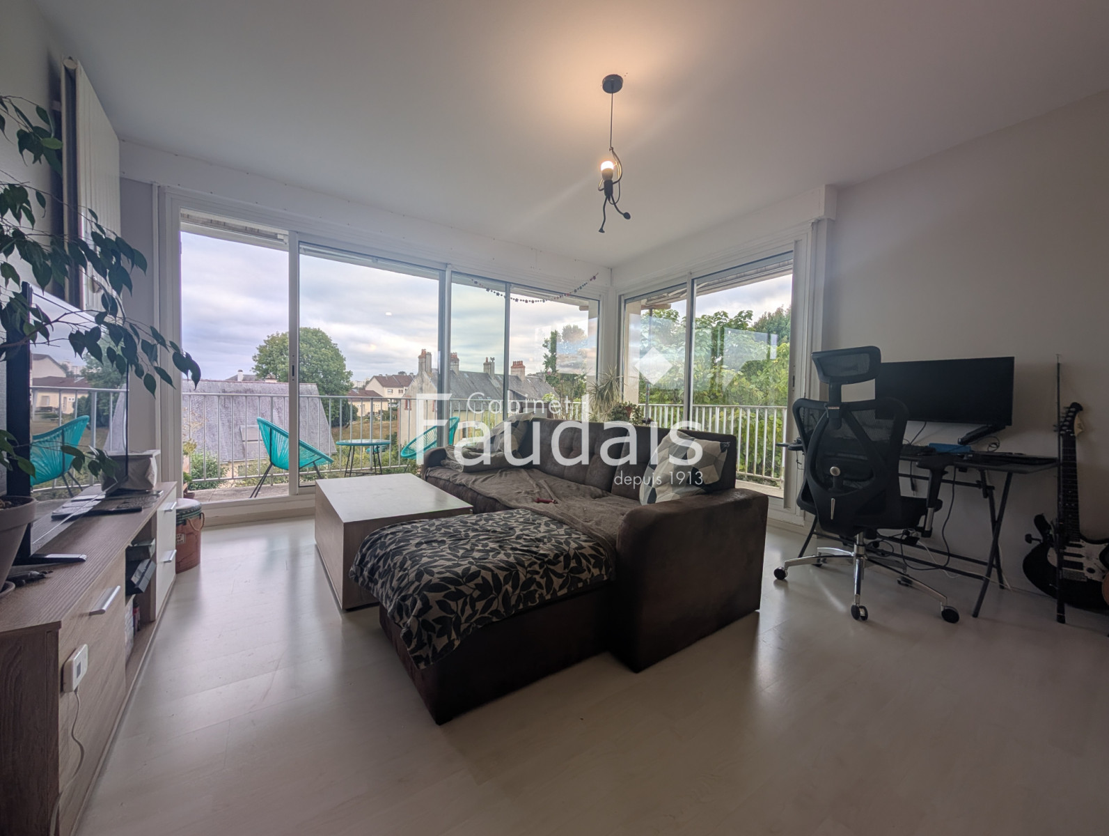 
                                                Vente
                                                 INVESTISSEMENT LOCATIF AGNEAUX T2 AVEC ASCENSEUR